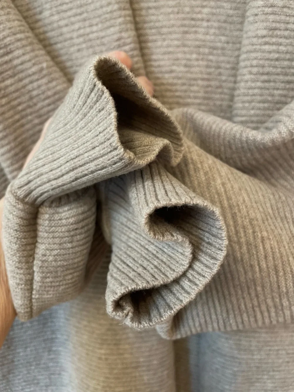 Chico’s 100% Cashmere Long Cardigan Size 3 Taupe Ribbed Open Front Minimalist XL